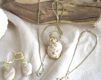 She Sells Sea Shells II:  3 pc 10K edged shells and gold-tone chain, bracelet, lever backs.  Estate & newly crafted Jewelry, Sudy Set, MS170