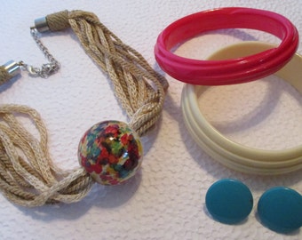 Incredible Gobstopper:  4 pc set; Choker/Bead, plastic bangles, enamel pierced earrings. Estate Vintage Jewelry, Sudy Set, MS218