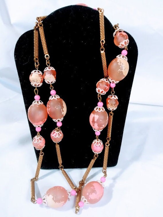 Perfect Pink Party: Vintage set pinks & gold tone… - image 6
