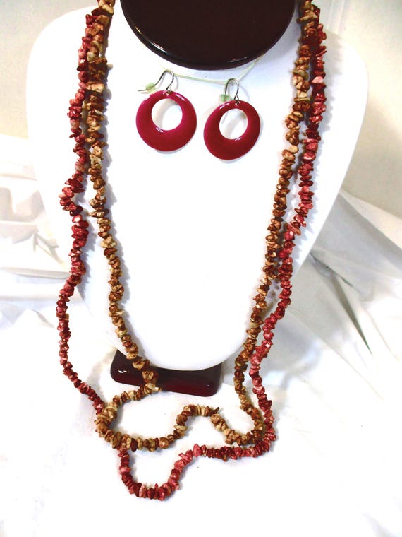 Raspberry Shell Chip Necklace & Enamel Earring Se… - image 4