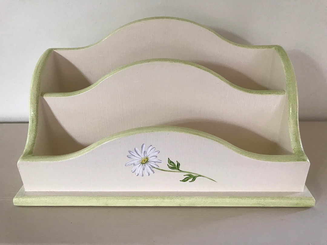 Daisy Design Small Letter Rack - Etsy UK
