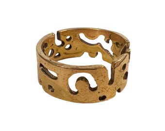 BRONZE bacteria ring