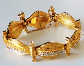 Vintage Gold Tone Textured Link Bracelet with Rhinestones – Mid Century Elegance