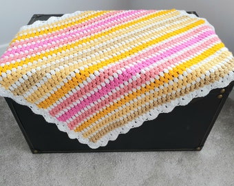 Crochet baby blanket pattern