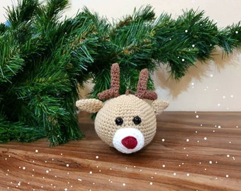 Crochet reindeer pattern. Pdf christmas ornament pattern.