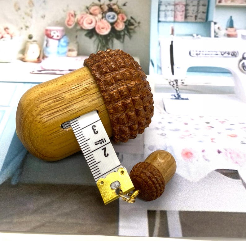 Tape measure winder image 3