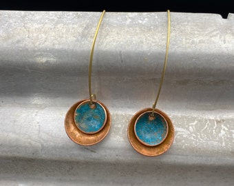 Copper earrings - Recycled Jewelry - Handmade copper Jewelry - circle earrings - disc earrings - recycled  earrings - Dangling earrings