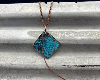 Copper necklace - Recycled Jewelry - Handmade copper Jewelry - patina jewelry - patina necklace - copper pendant - necklace with wire