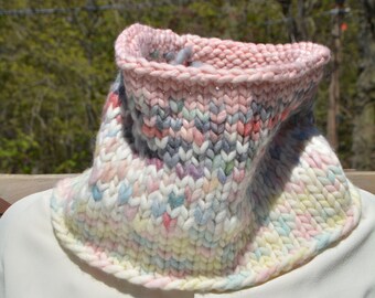 Sunrise Cowl-Super Chunky Merino Wool- Chunky Pinks