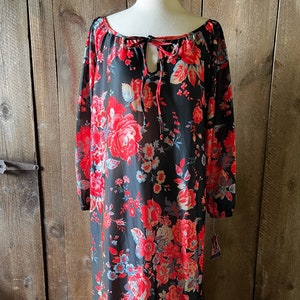 1970s Floral Maxi Dress: Vintage Boho Loungewear, Size Medium