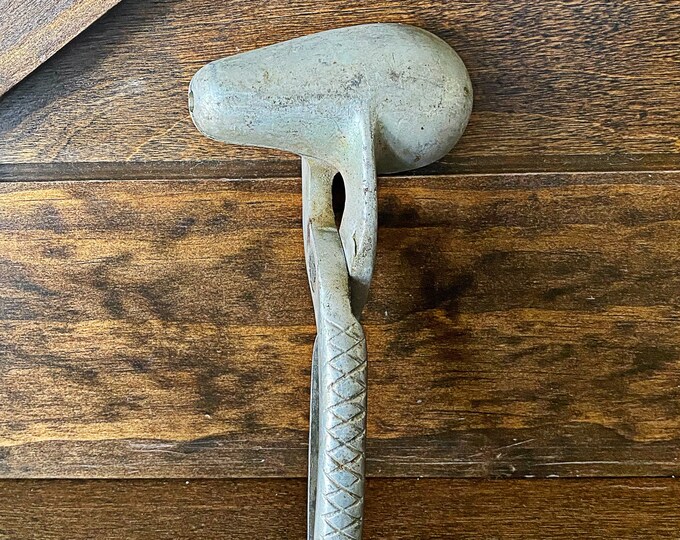 Vintage Chicken Drumstick Mold, City Chicken Mold, Chicken on a Stick