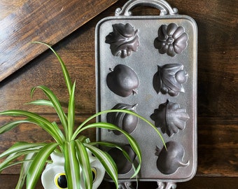 Vintage Cast Iron Muffin Pan: Harvest Vegetable Shapes, Farmhouse Decor