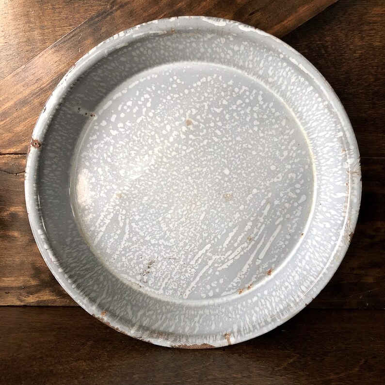 Vintage Graniteware Pie Pans Set of 3 Grey Enamel Pie Pans Etsy
