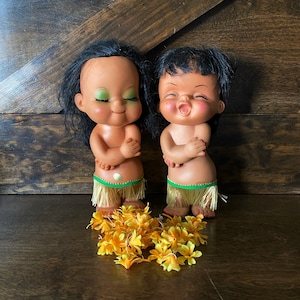 Vintage Hawaiian Plastic Dolls: Hula Girl Set, Made in Hong Kong