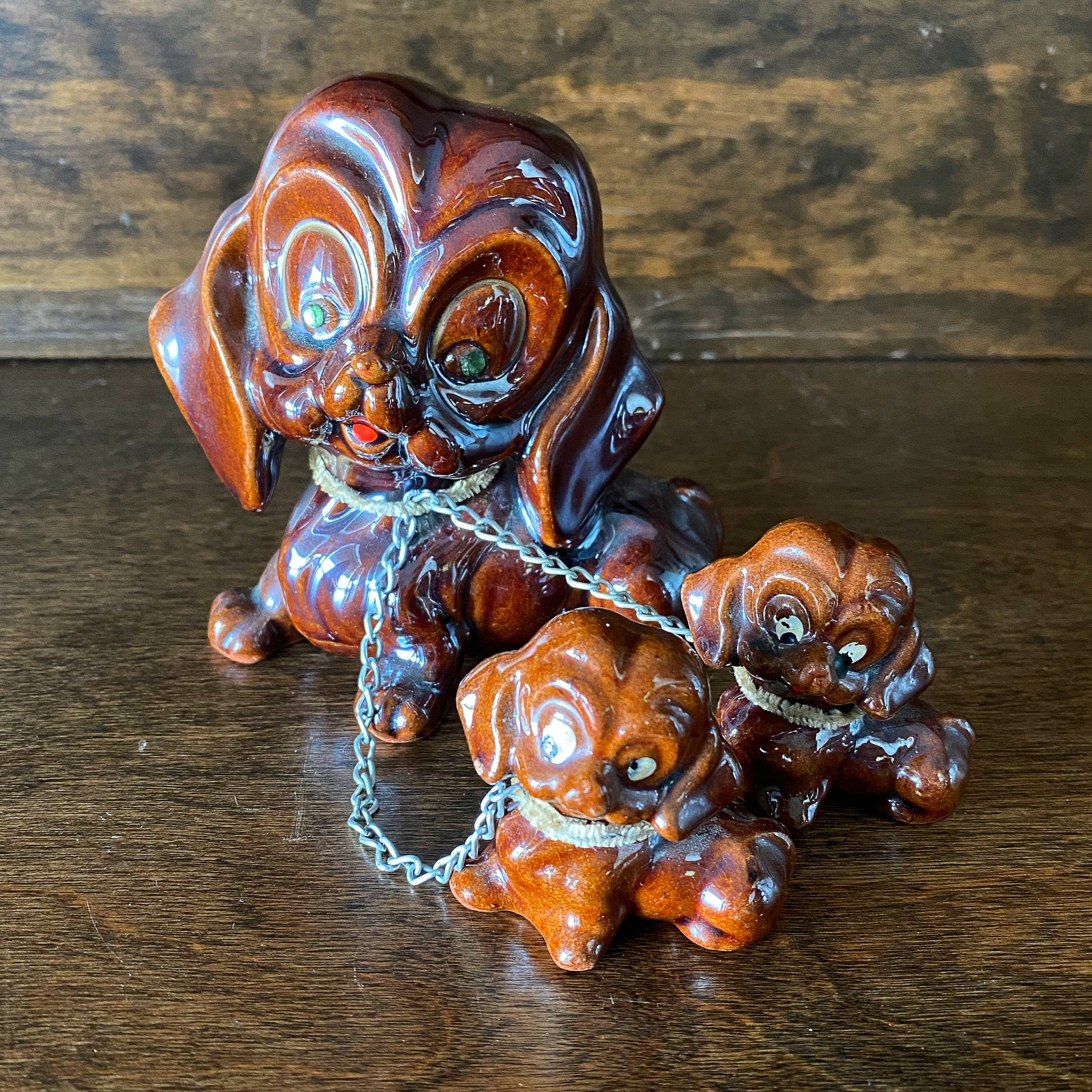 Vintage Ceramic Dog Figurines: 1950s Kitsch Chain Family, Made in