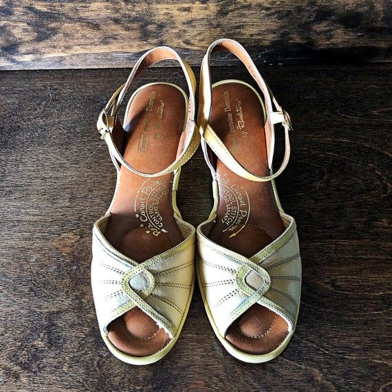 Vintage sandals, yellow leather, sling back, open… - image 4