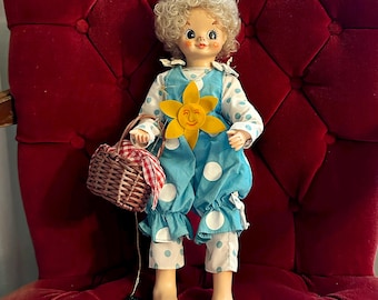 Brinn's August Calendar Clown Doll: 1986 Vintage Collectible