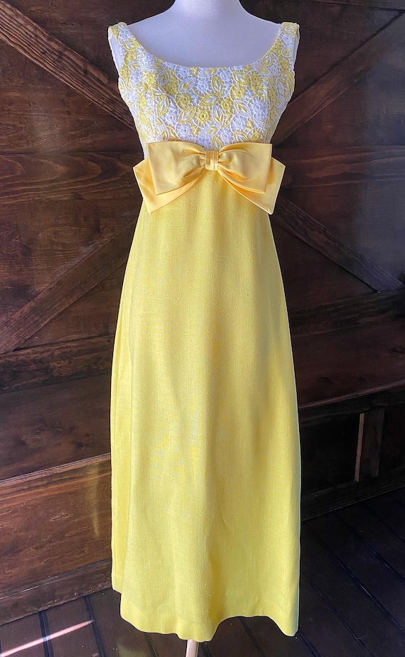 Vintage 1960s Saks Fifth Avenue Yellow Formal Dress: Lace & Bow Detail -  Etsy