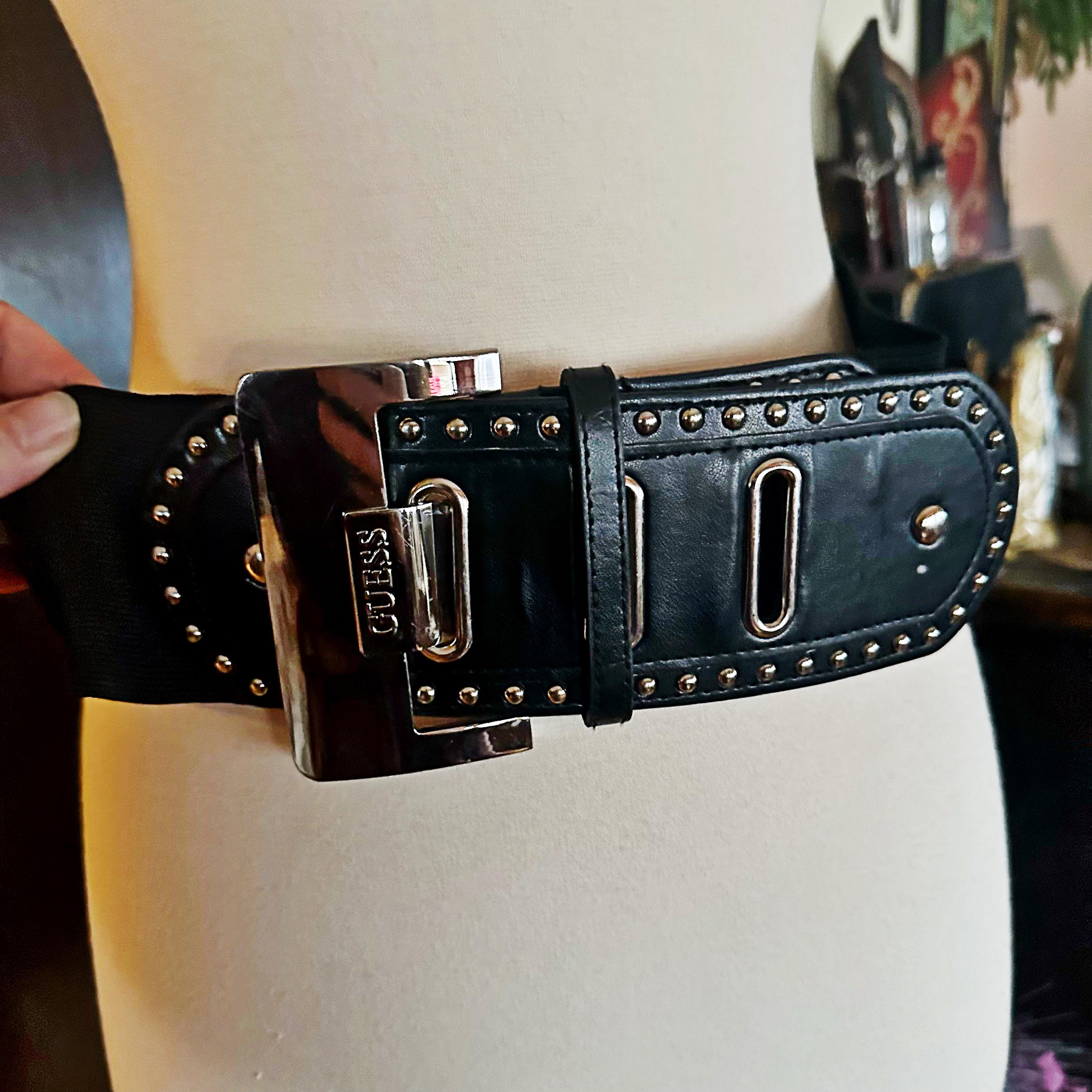 Vintage Guess  Reversible Buckle/Belt 1 1/2\