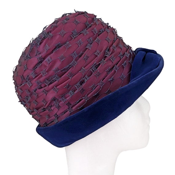 Vintage hat, brimmed cloche, purple with blue vel… - image 6