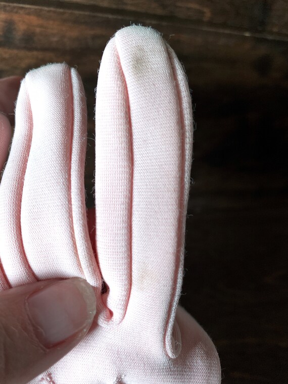 Vintage pink gloves, ladies gloves, vintage acces… - image 5