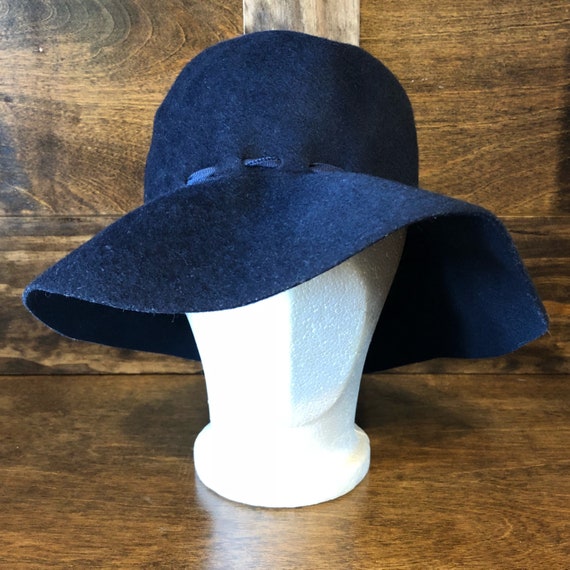 Vintage Wool Hat Navy Blue 1940s Cloche wide Brim Hat TN Lee
