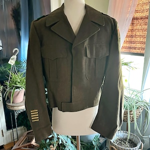 Vintage 1950&#39;s Korean War Army field jacket, green wool, US Army jacket, size 40 r, Vintage Military jacket by Chanalt Clothing company