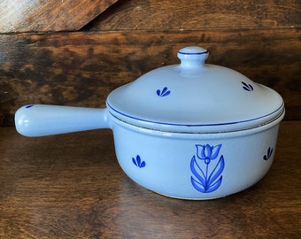 Vintage Blue Dru pan, with lid, from Holland, Cast iron enamel, tulip design, #18