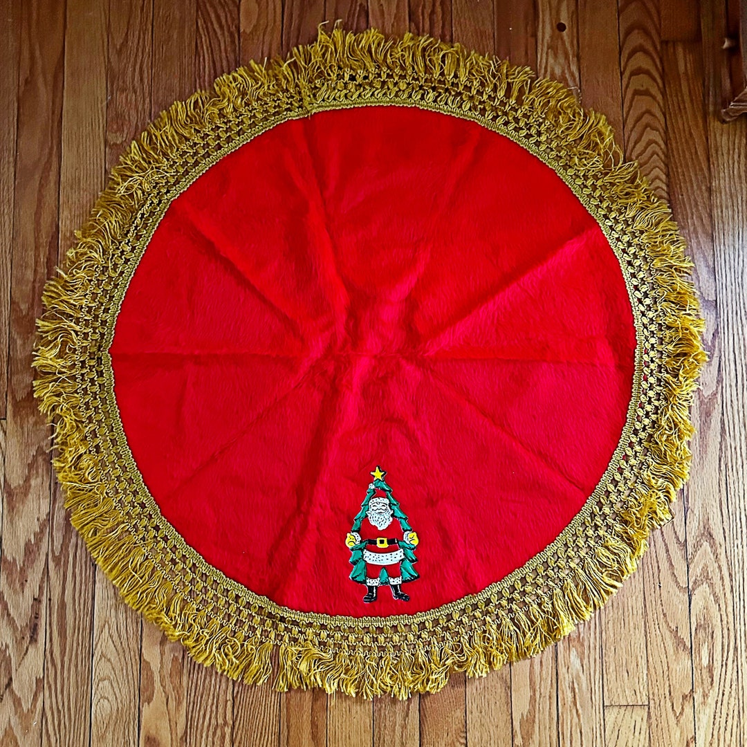 Vintage Tree Skirt, Santa Tree Skirt, Vintage Christmas Decor, Fringed