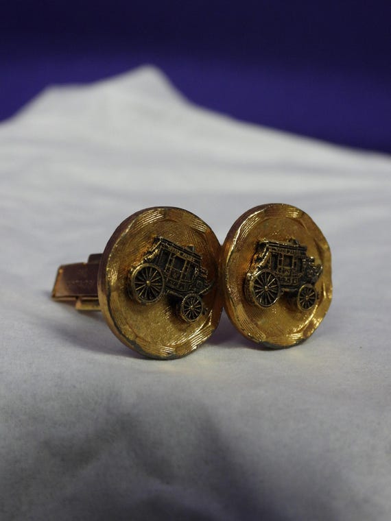 Vintage Wells Fargo Stagecoach Cufflinks Plated in Gold