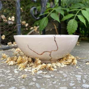 セラミックボウル | 24K 金継ぎボウル | 手作りイズニックタイル & 陶器 | 磁器ボウル、キッチン装飾 | 幅 12 cm |