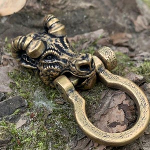 Goat head buckle for paracord bracelet shackle lock jewelry findings
