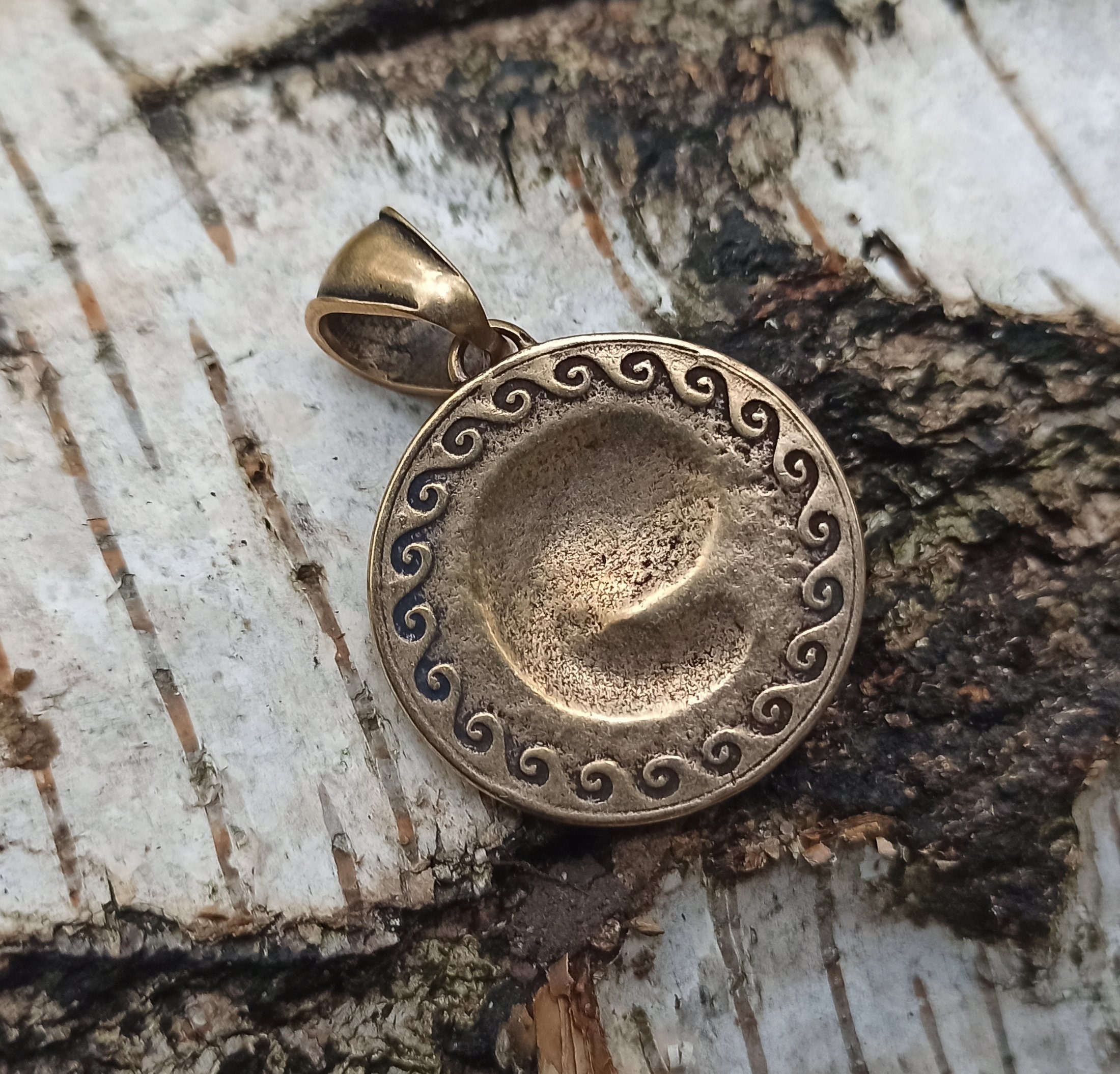 Gorgon necklace Clearance