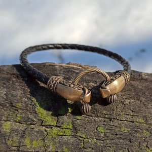Norse dragon leather bracelet | Viking jewelry