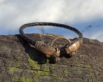 Norse dragon leather bracelet | Viking jewelry