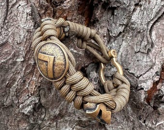 Spartan helmet shield custom paracord men's bracelet for men