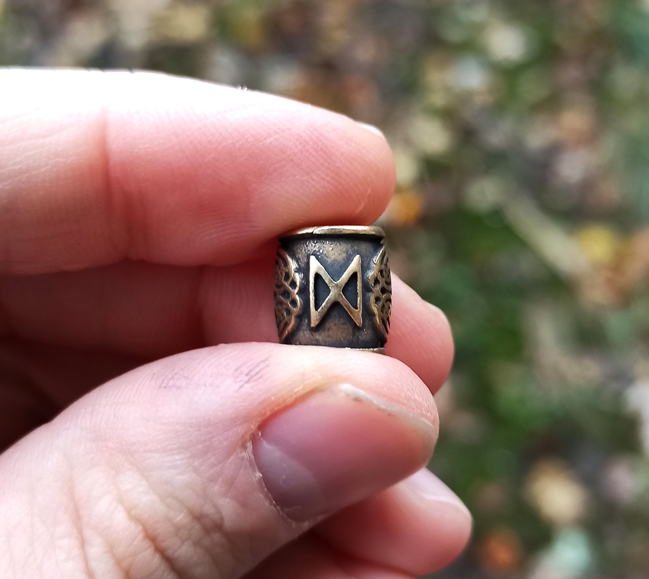 Dagaz rune norse viking runes beads knife lanyard bead | Etsy