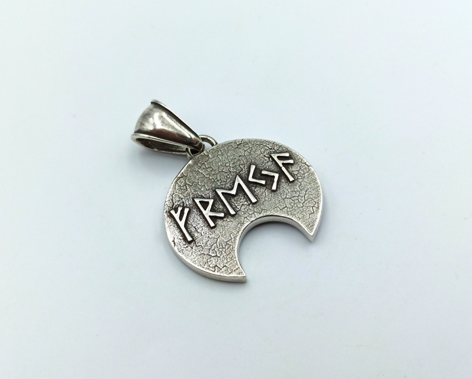 Goddess Freya Pendant Necklace in Silver
