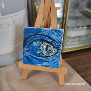 Oeil étoilé, mini peinture 2 x 2, peinture inspirée de la nuit étoilée, art peint miniature, thème de la lune et des étoiles, image 9