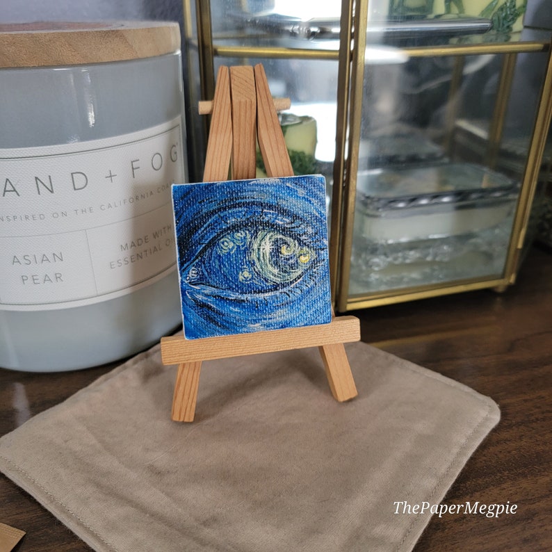 Oeil étoilé, mini peinture 2 x 2, peinture inspirée de la nuit étoilée, art peint miniature, thème de la lune et des étoiles, image 5