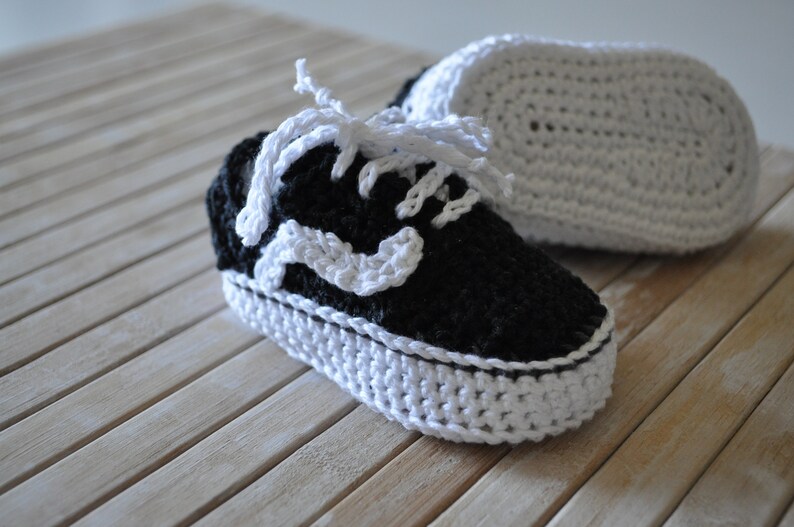 vans bebe a crochet