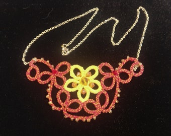 Lace necklace, tatted necklace. tatted jewelry, lace jewelry, tatting