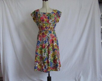 1950's- 1960's floral cotton print dress