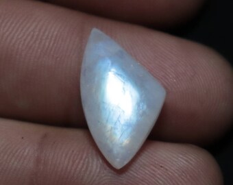 Amazing Blue Flash Rainbow Moonstone Cabochon RM184 11 Cts Fancy Shape 21x12 mm Natural White Rainbow Moonstone Gemstone jewelry Use