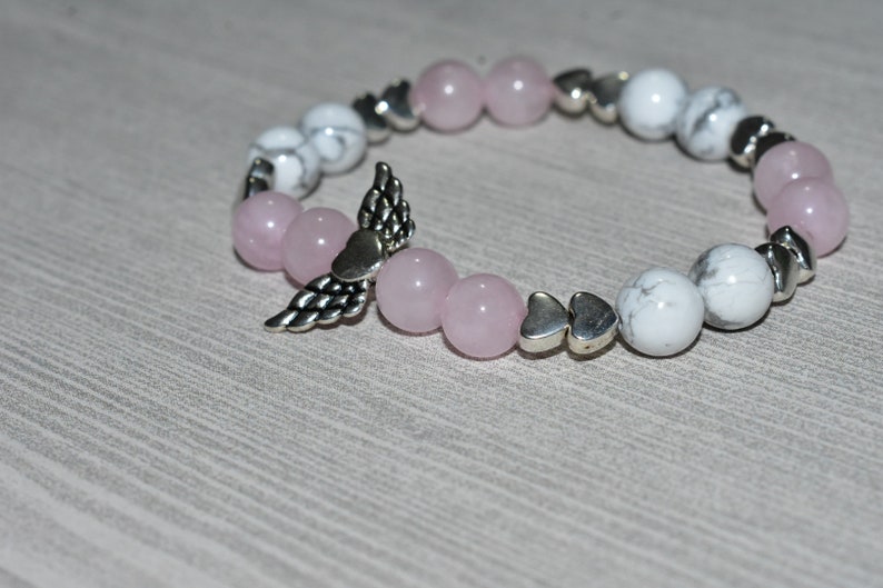 Angelic Family 8 mm Stretch Bracelet with Heart with Wings Charm Mother Daughter Love Angel Peace,Calm Howlite Passion Rose Quartz