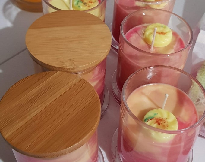 French Pear soy wax candle with bamboo Monica wooden lid top container