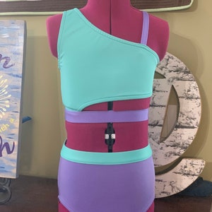 Made to Order Kelsey Dance Set. Girls Dance set, dance photo shoot, Womens Dance Set, girls Dancewear, Womens Dancewear, dance convention