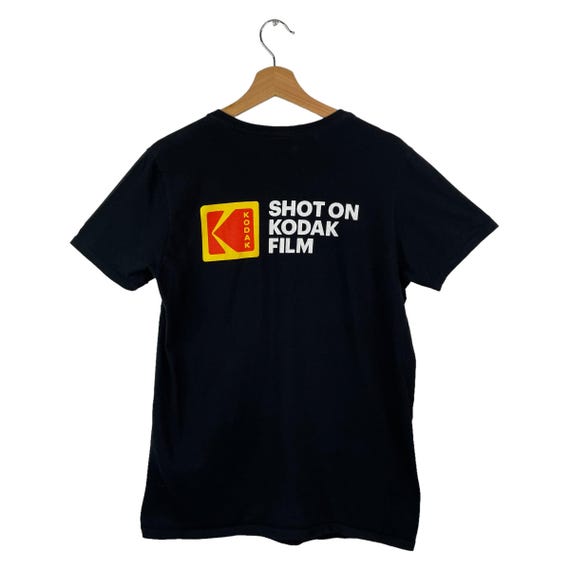 KodakのCamera Club Washing Short Sleeve T-shirt 全3色 Shot on Kodak Employee Promo VTG Camera Shirt Black Size