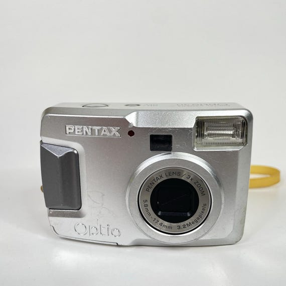Pentax Optio 30 3.2MP Digital Camera Silver Digicam - Tested