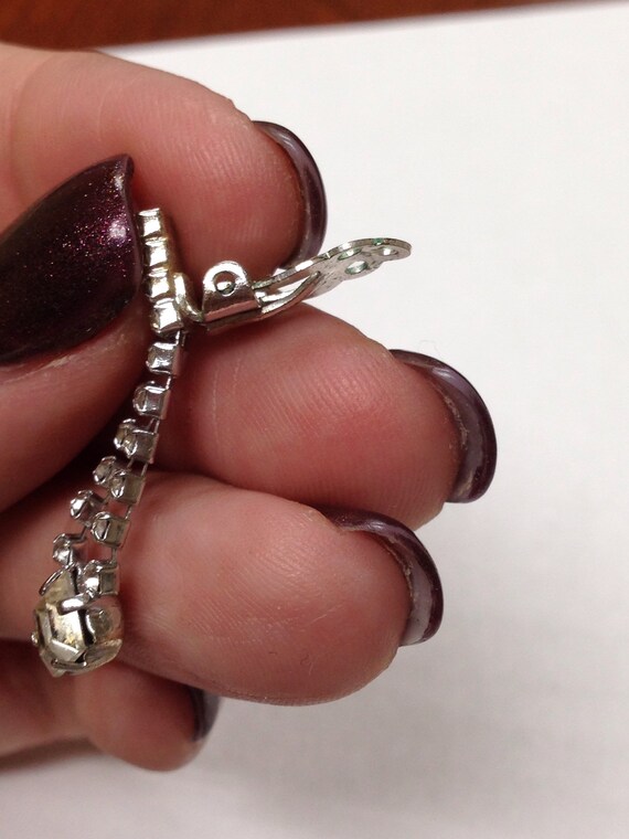 Simple style, beatiful elegance dangle earrings..… - image 2